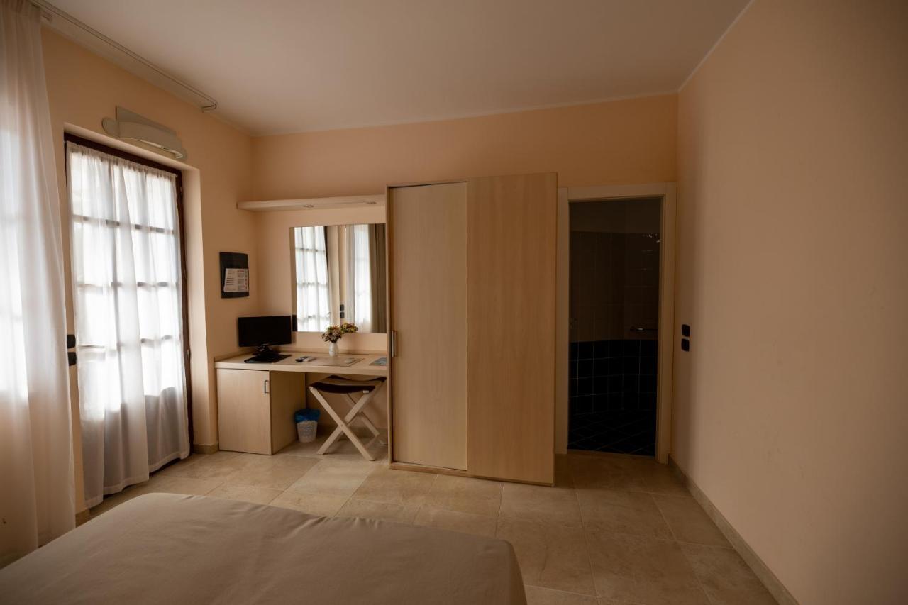 Arenas Hotel Joppolo Bagian luar foto