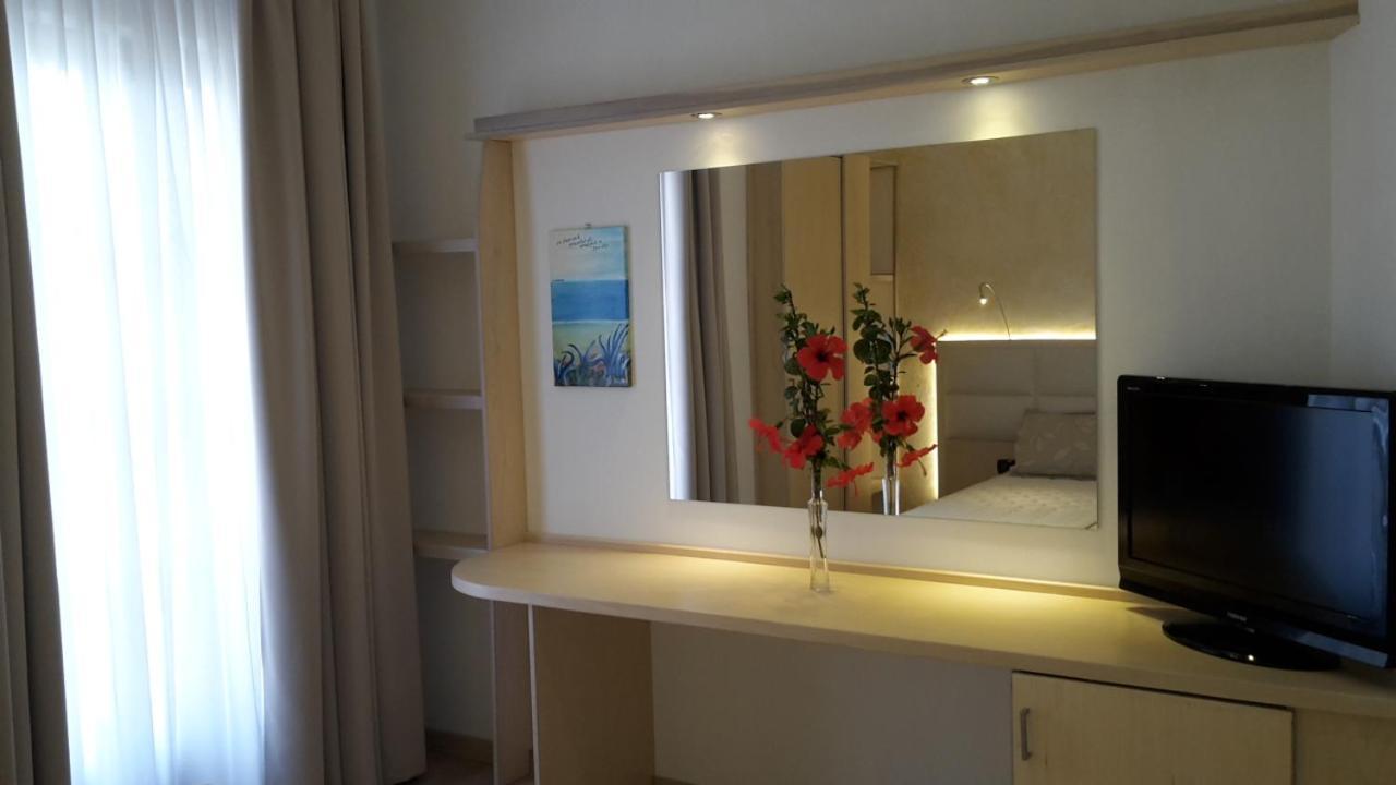 Arenas Hotel Joppolo Bagian luar foto