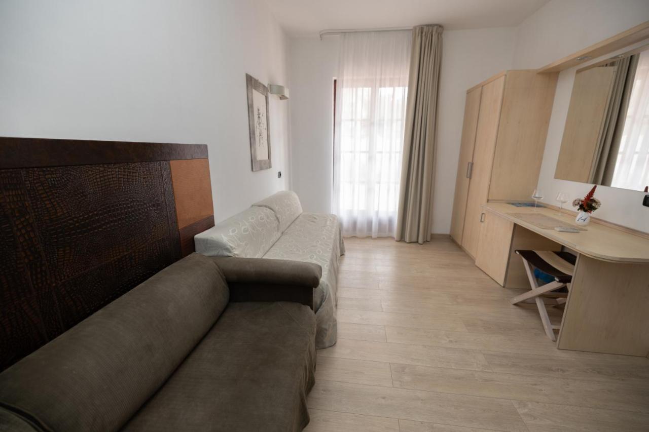 Arenas Hotel Joppolo Bagian luar foto