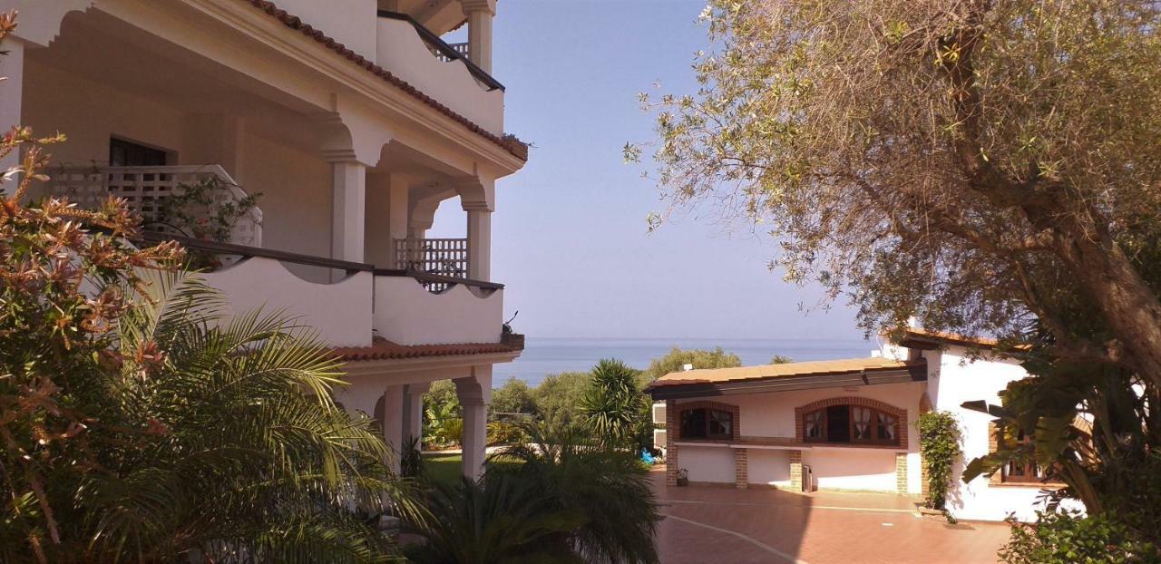 Arenas Hotel Joppolo Bagian luar foto